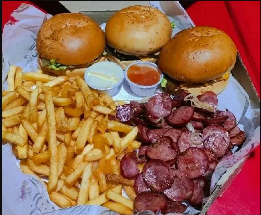 Combo 07 - 3 Lanches  + batata frita 400g