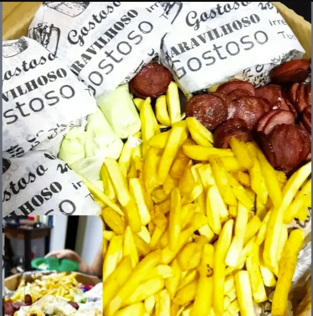 Combo 09 - 2 Lanches + batata frita 400g