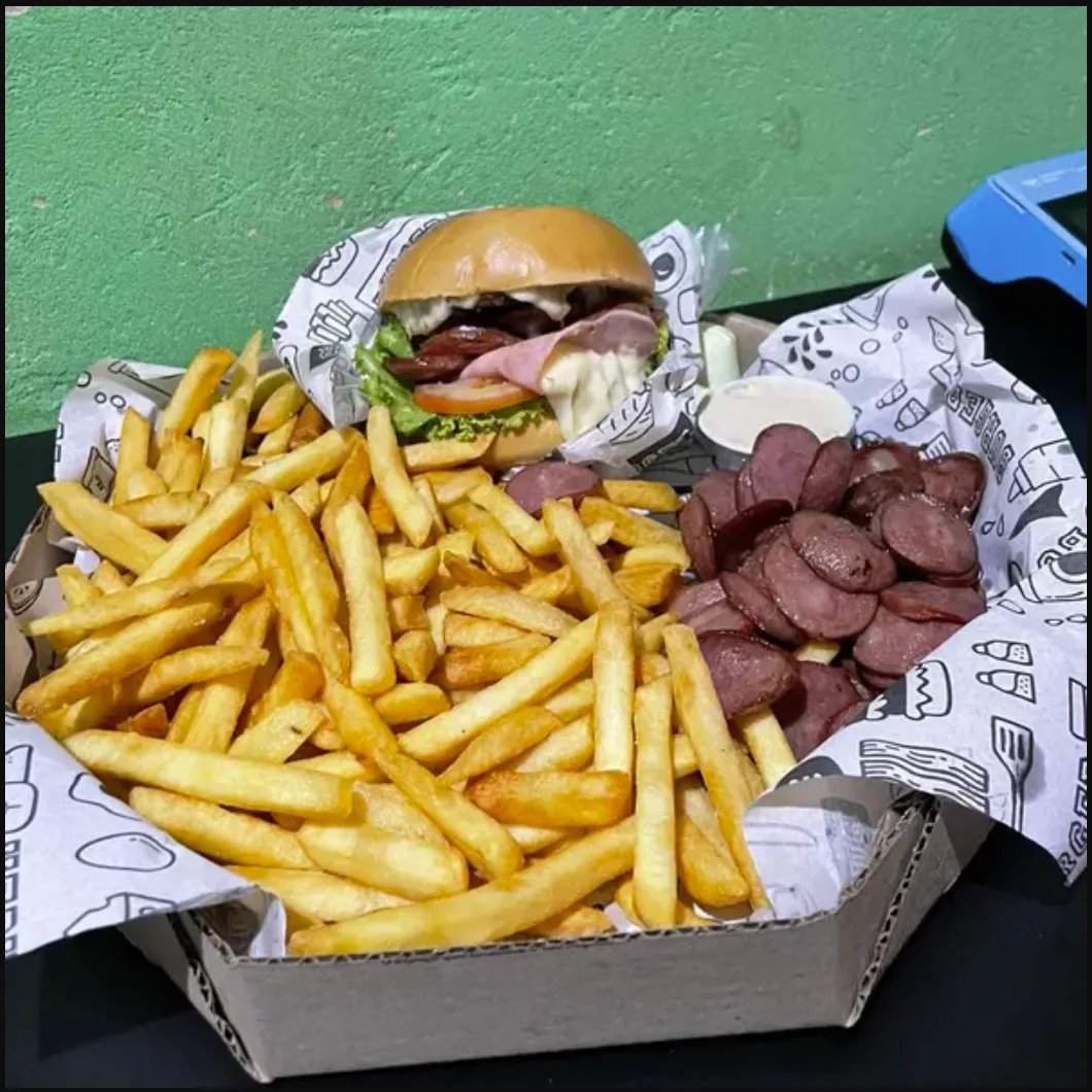 Combo 05 - 1 Lanche + batata frita 400g